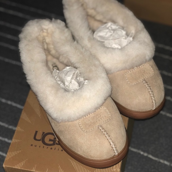 COPY - UGG rylan slipper - Picture 4 of 8